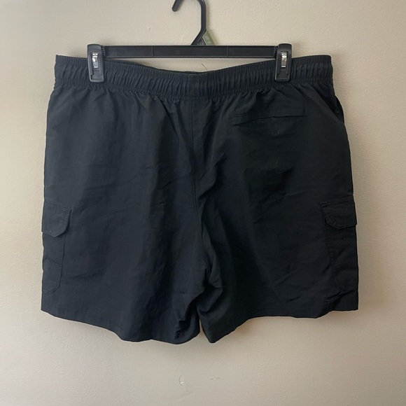 Champion Black Cargo Shorts With Elastic Waist - Picture 4 of 5